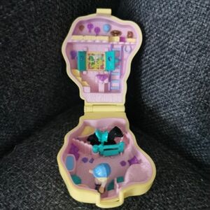 1994 Polly Pocket Pony Ridin' Compact Horse Vintage Playset
